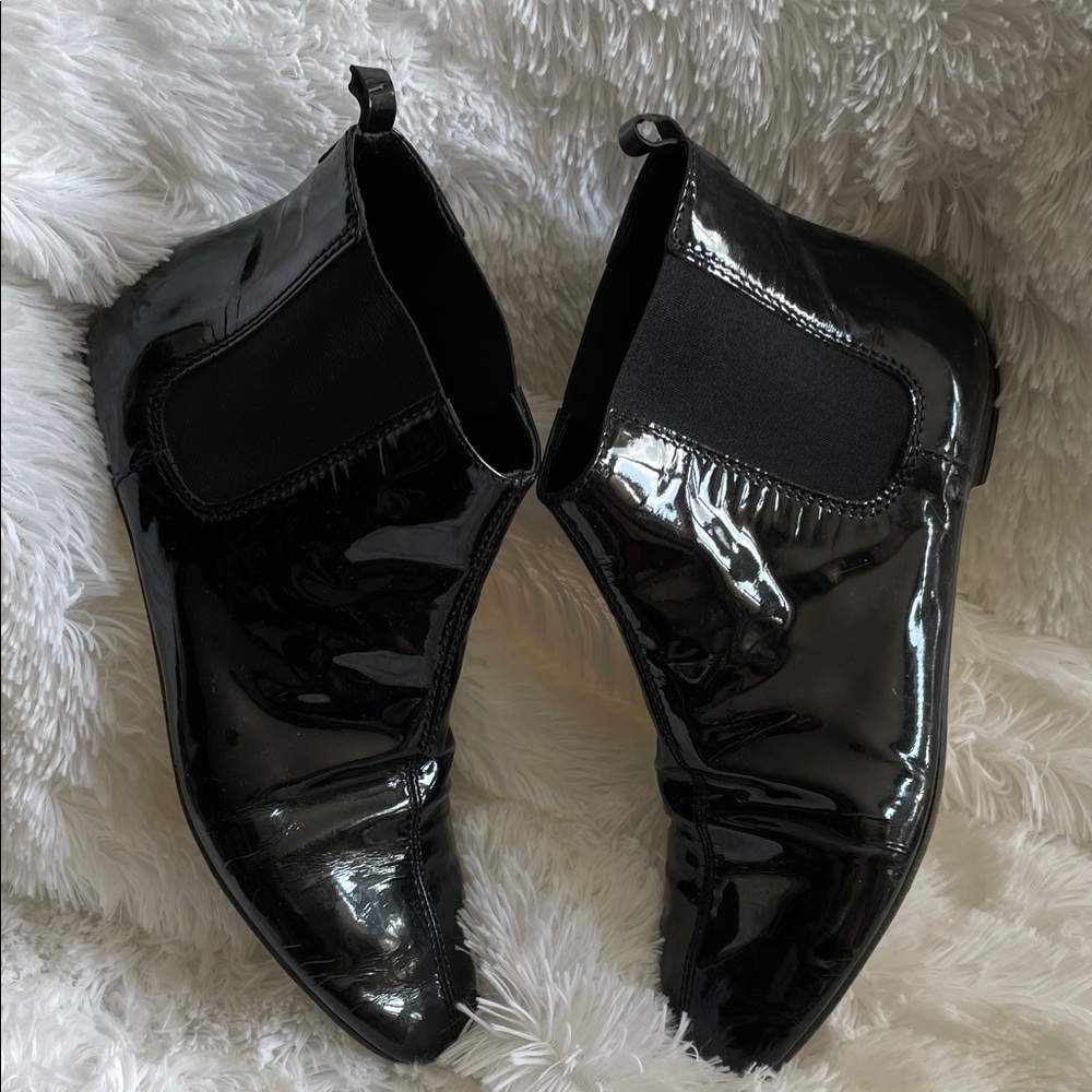 Juicy Couture Shiny Black Ankle Booties